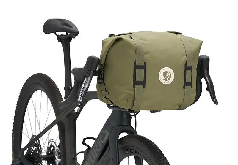Specialized/Fjallraven Handlebar Rolltop Bag in Green