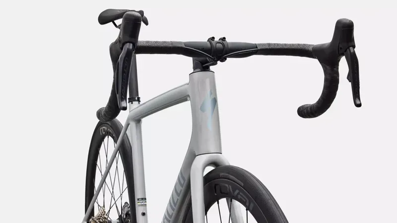Specialized Aethos 2 Expert Shimano Ultegra Di2 Race Bike in Dolomite Metallic-4